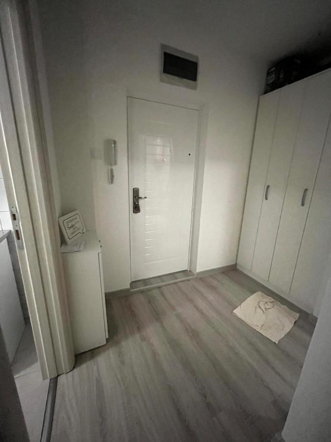 Orlando Apartman Kotor Ngoại thất bức ảnh